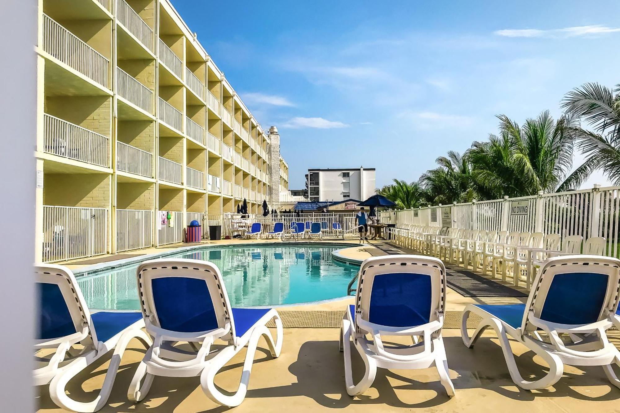 Carousel Condos Ocean City Room photo