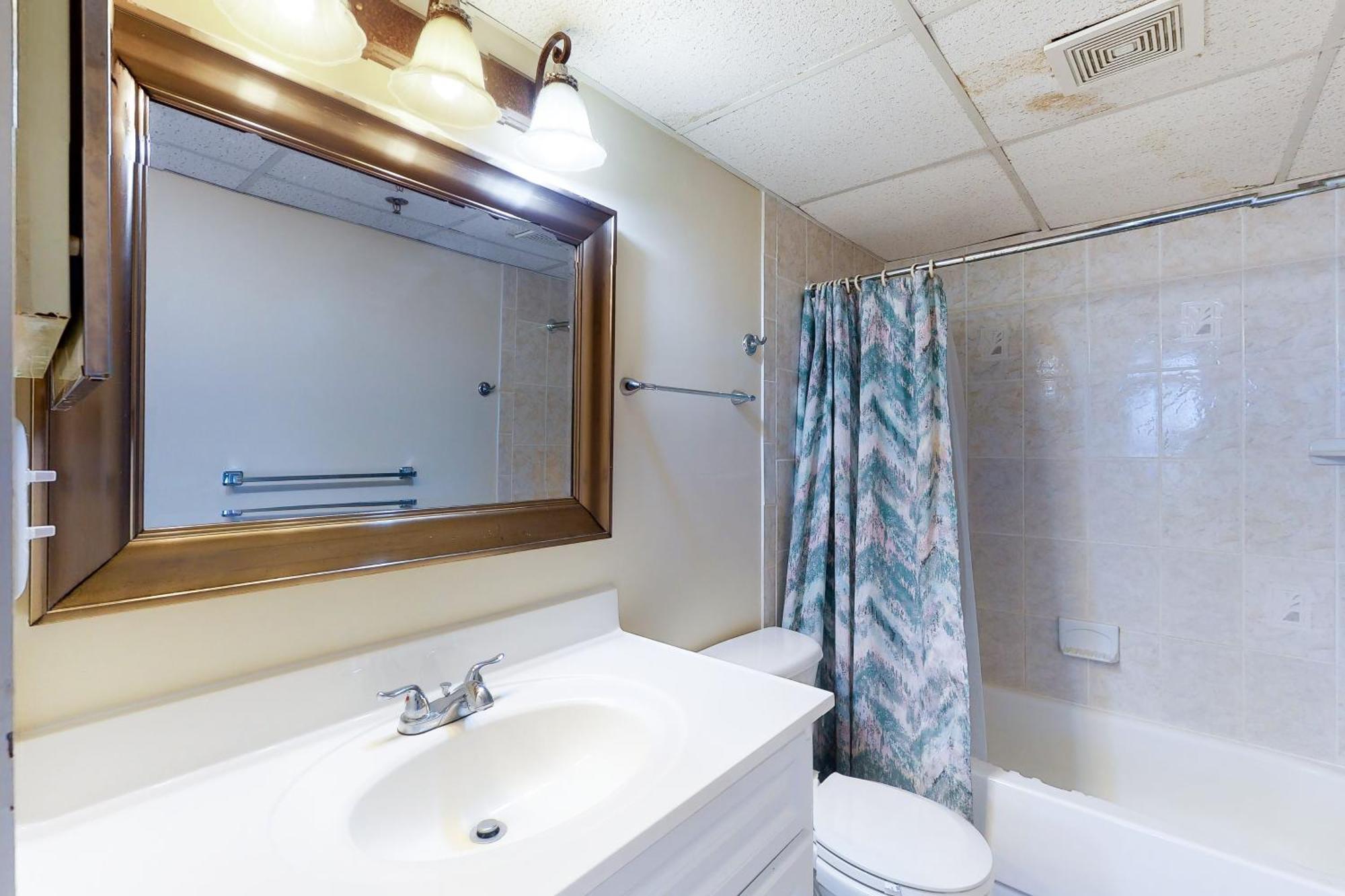 Carousel Condos Ocean City Room photo