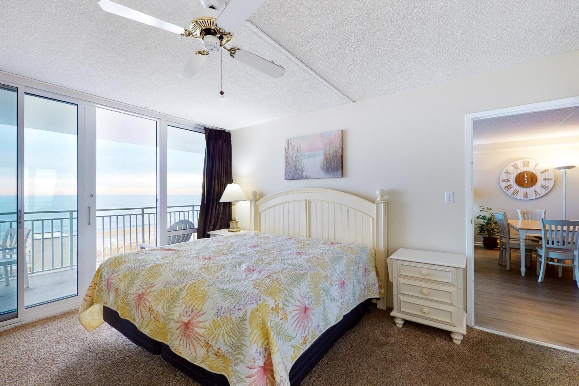Carousel Condos Ocean City Room photo