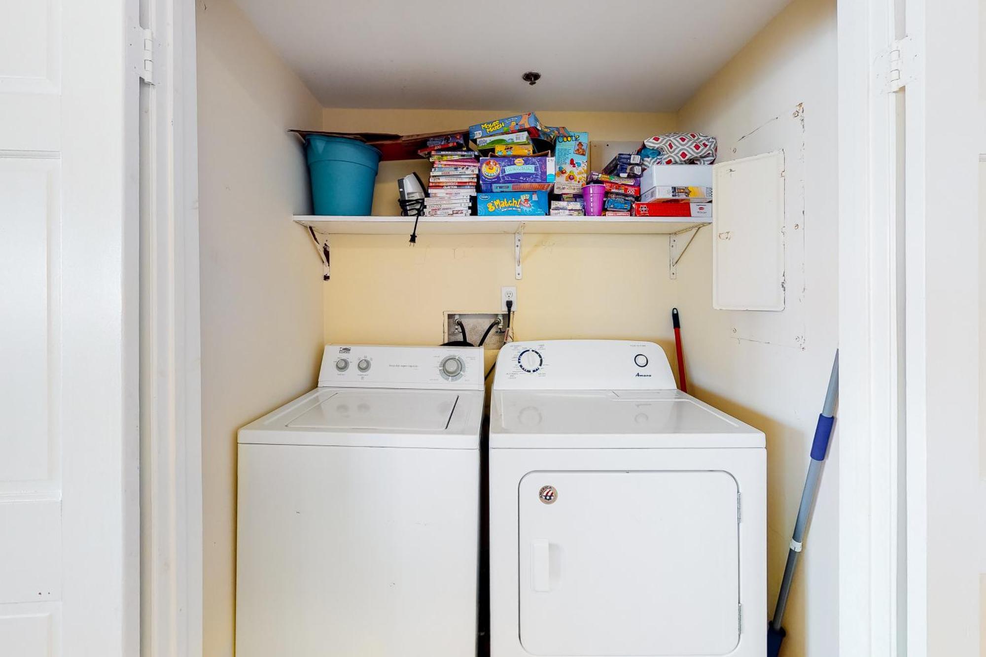 Carousel Condos Ocean City Room photo