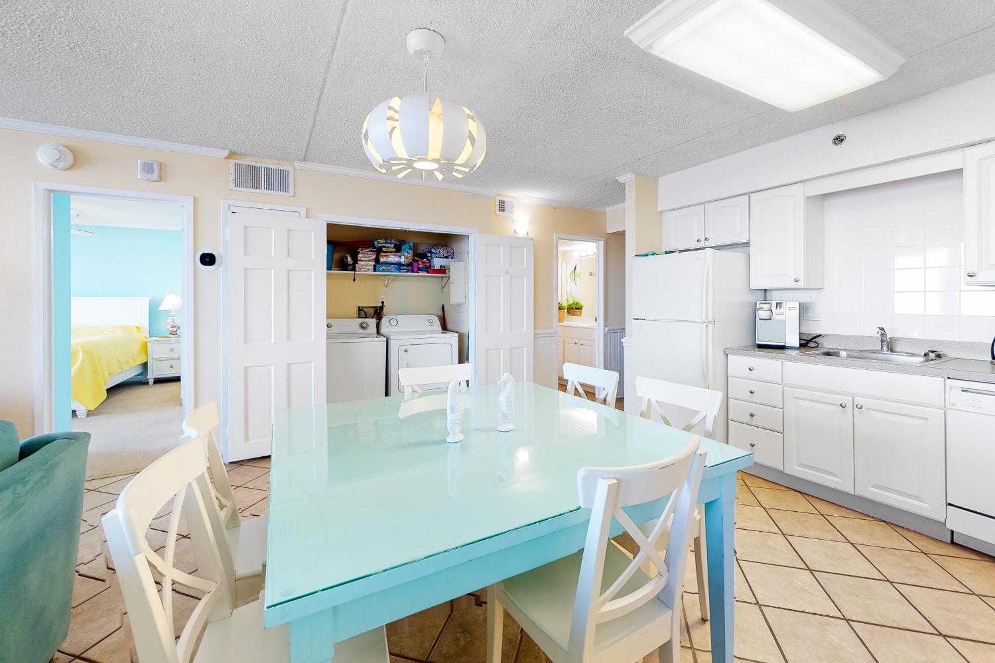Carousel Condos Ocean City Room photo