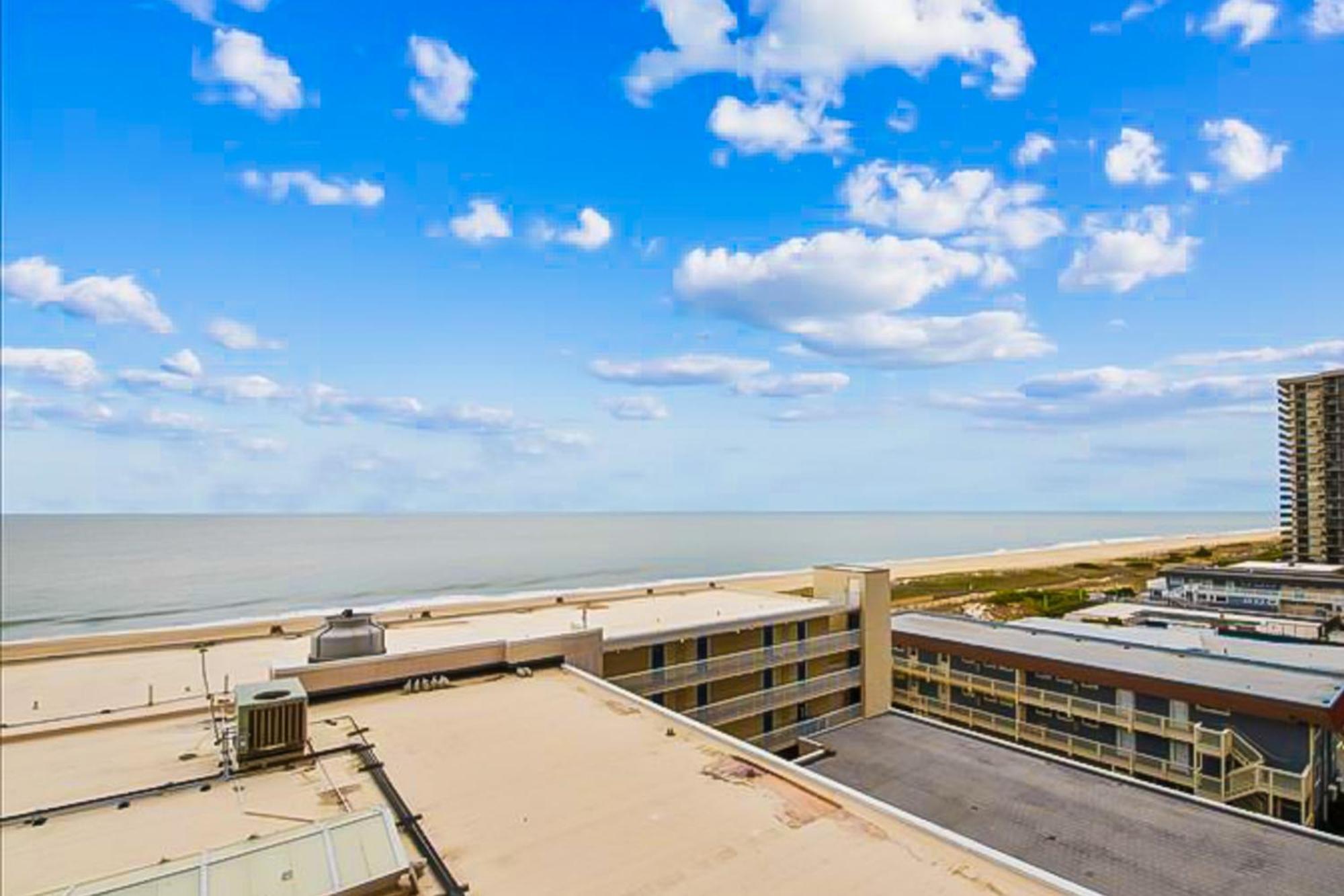 Carousel Condos Ocean City Room photo